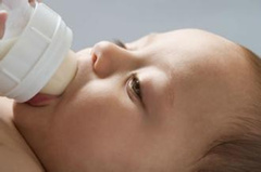 OZcare澳仕卡牛奶粉:婴儿哺育这些要点妈妈要注意
