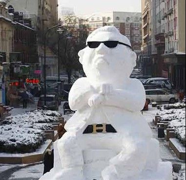 哈尔滨出雪人标准:没有九头身甭想叫