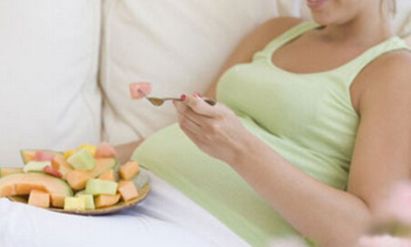 少食多餐 预防孕妈妈高血糖 