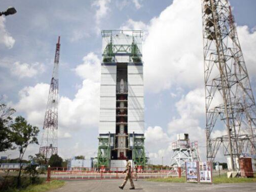 印度成功刷新一箭多星亚洲记录 专家:真正的太空竞赛正在亚洲展开