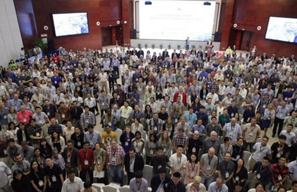 CLIVAR开放科学大会首次在华举办 中科院院士吴立新主持大会