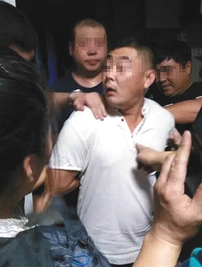 辽宁抢劫运钞车嫌犯被抓 曾欠房产公司47万被告