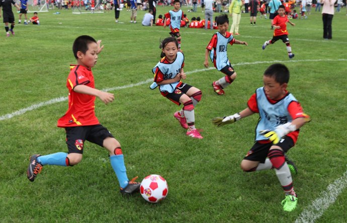 绿茵俱乐部成为青岛幼儿足球精英赛最大赢家