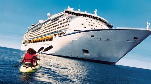 快讯:维多利亚号邮轮鏖战青岛港 1个月将发8班
