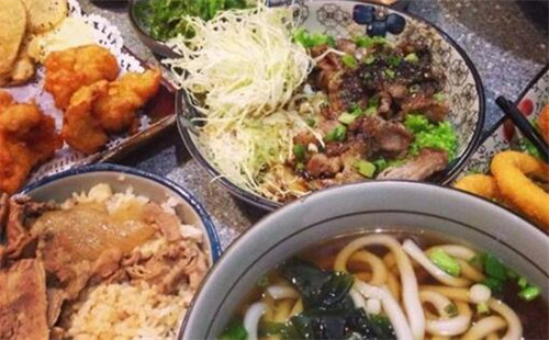 家族亭日本家庭料理:朋友聚餐休闲时光的好去处